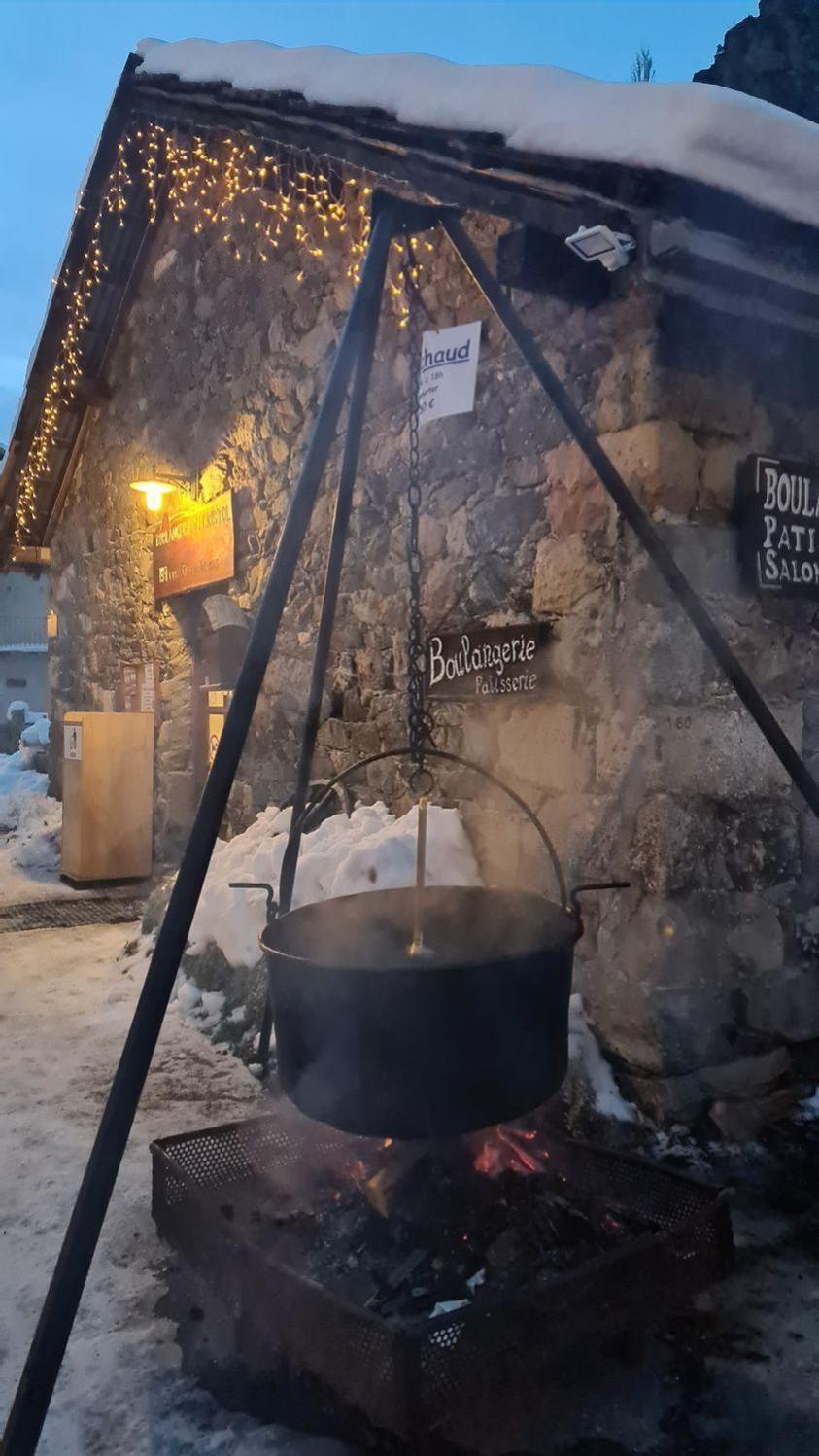 Maison Carail Nevache 14 Personnes Екстериор снимка