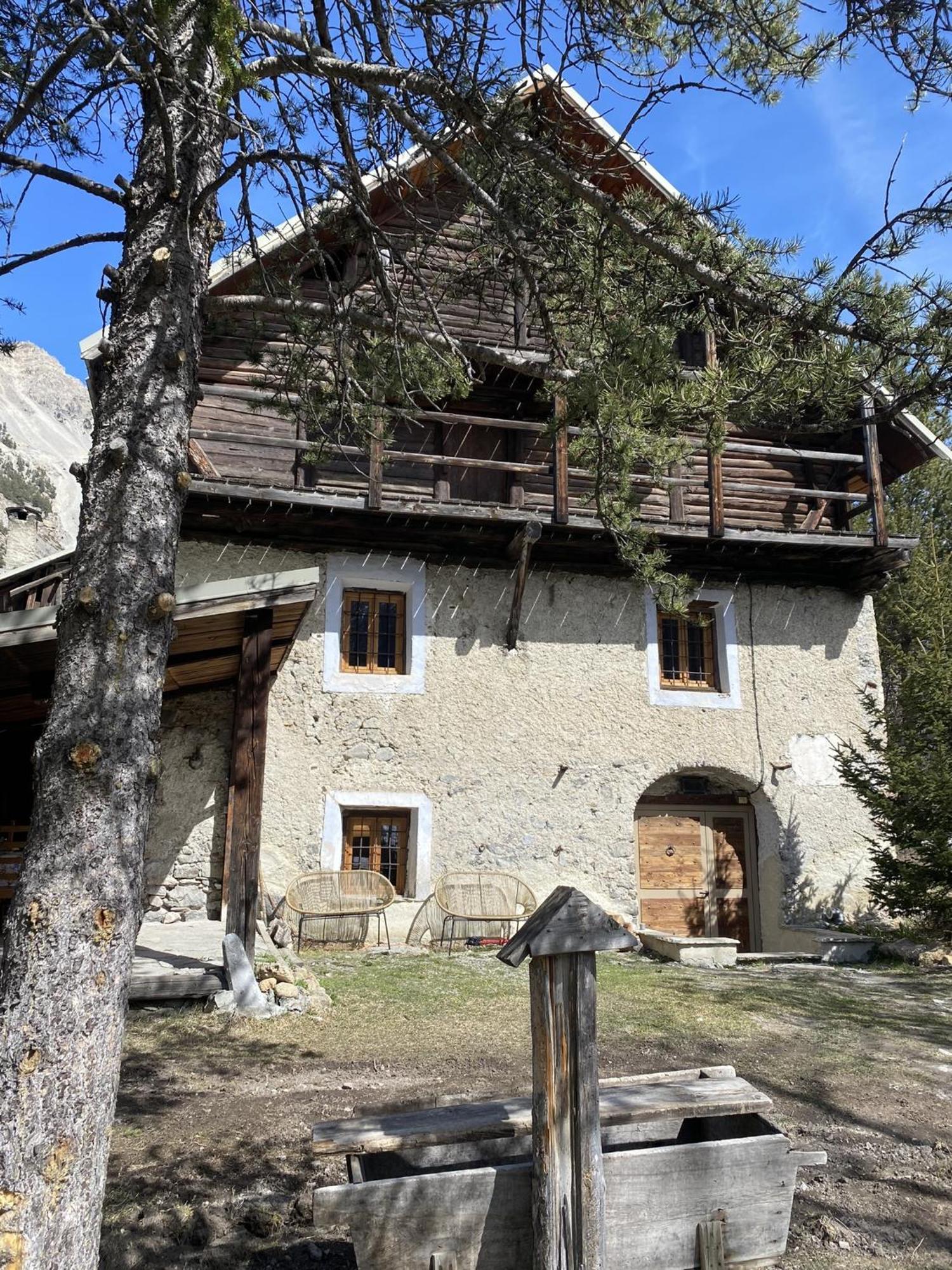 Maison Carail Nevache 14 Personnes Екстериор снимка